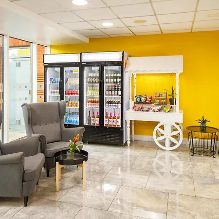 Ibis Budget Arena 2*